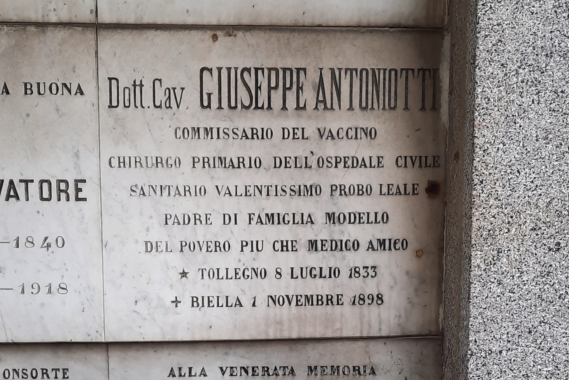 Giuseppe Antoniotti's tomb, Biella - 03.jpg